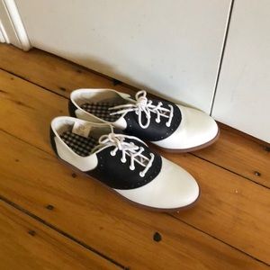Saddle Shoes, women’s size 9
